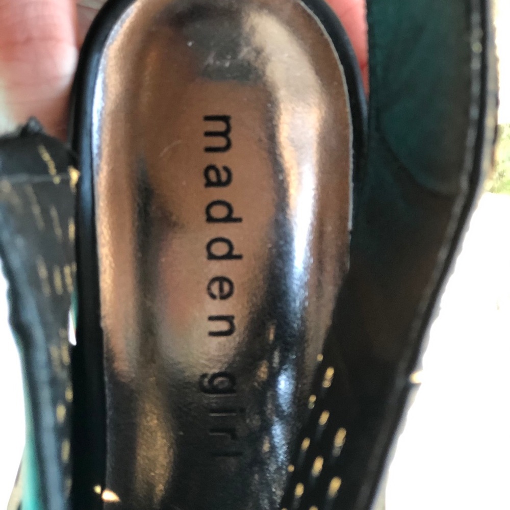 Shoes - Picture 3 of 3